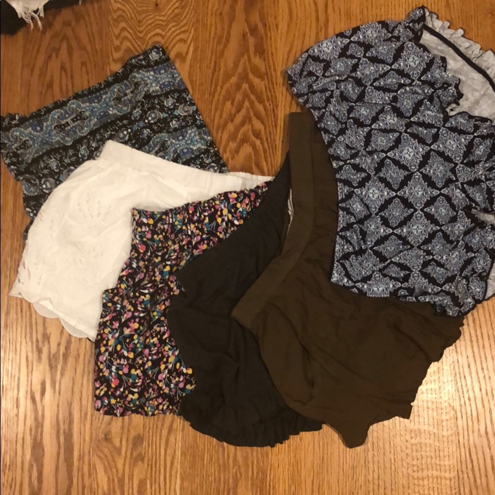Lot of 6 loose fun shorts elastic waist sz S/XS